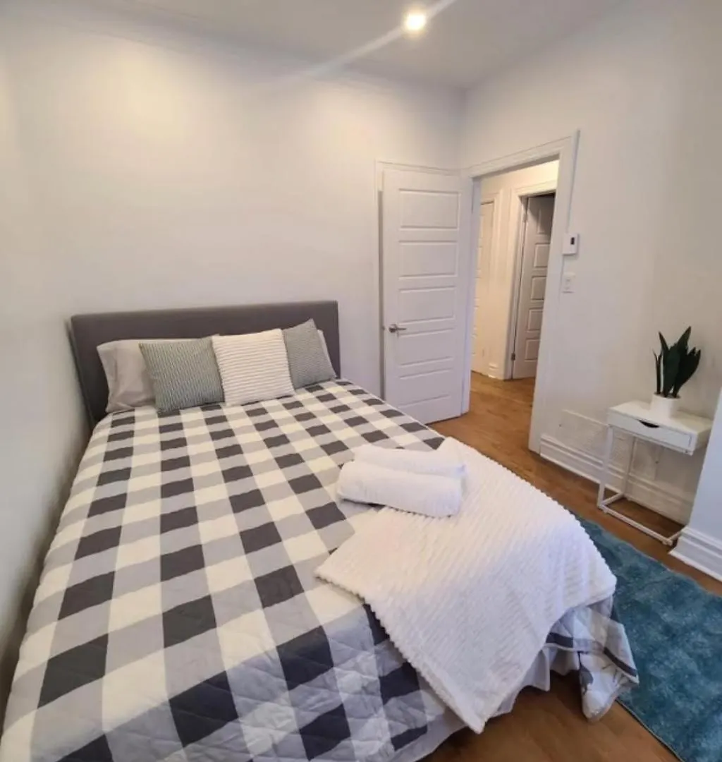 Spacious 3Br Retreat In Vibrant Montreal, Parks, Dining & Culture Canada
